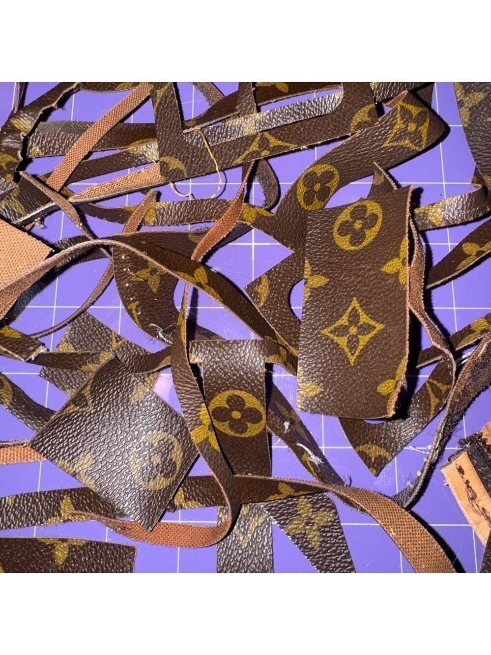 Louis Vuitton Brown Monogram Leather Scrap Pieces bundle 5 - Picture 9 of 11